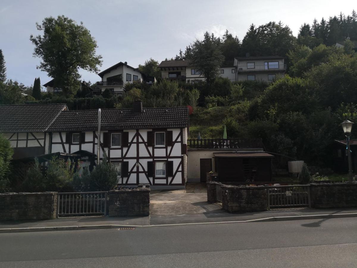 Kall Haus Am Flussヴィラ エクステリア 写真